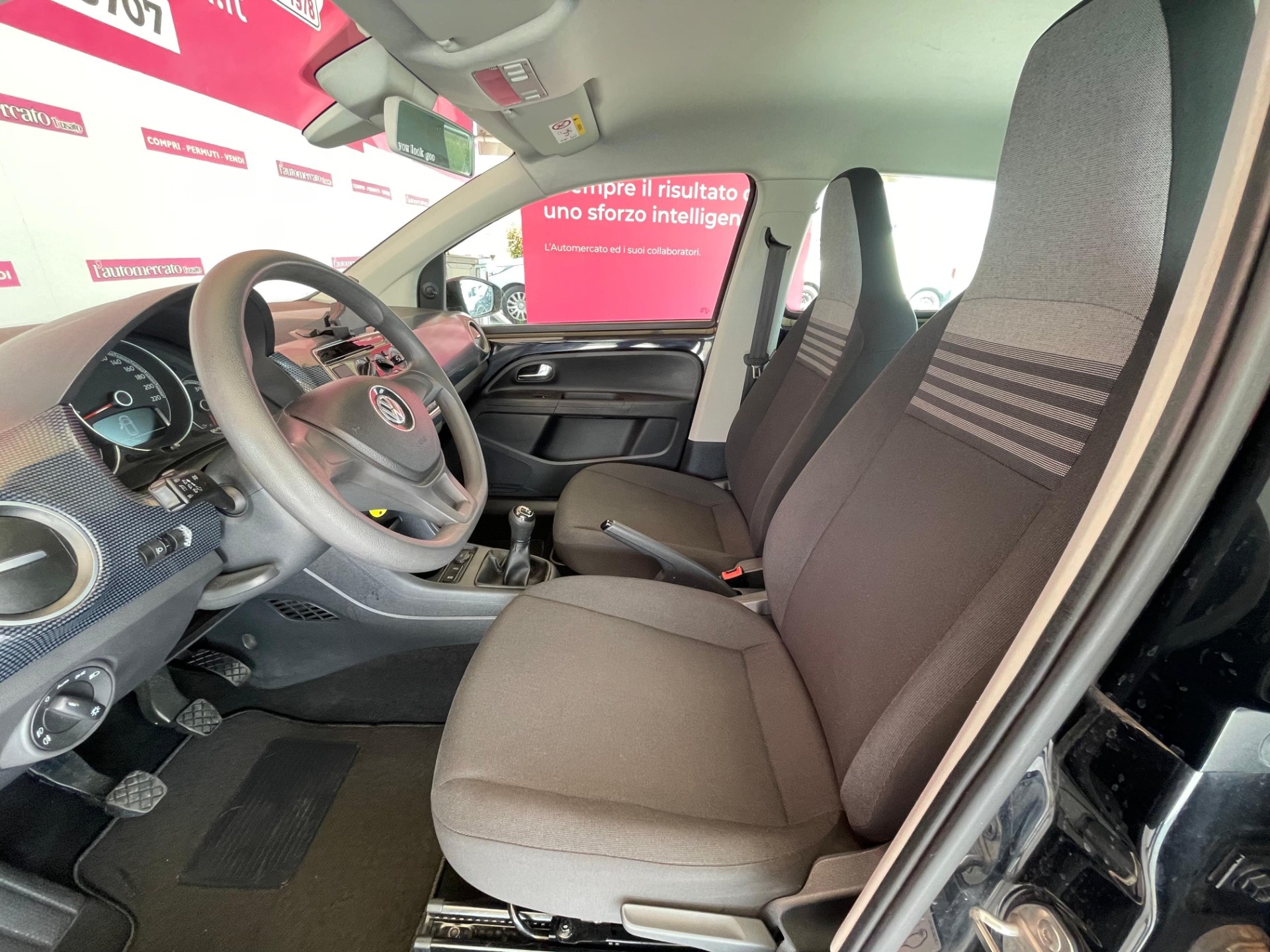 VOLKSWAGEN up! 1.0 5p. move up!