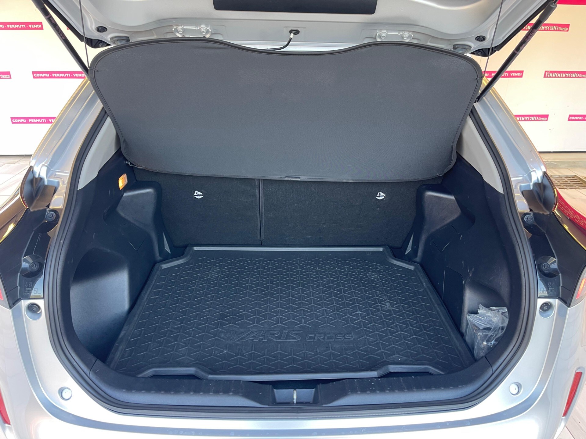 TOYOTA Yaris Cross Yaris Cross 1.5 Hybrid 5p. E-CVT Business
