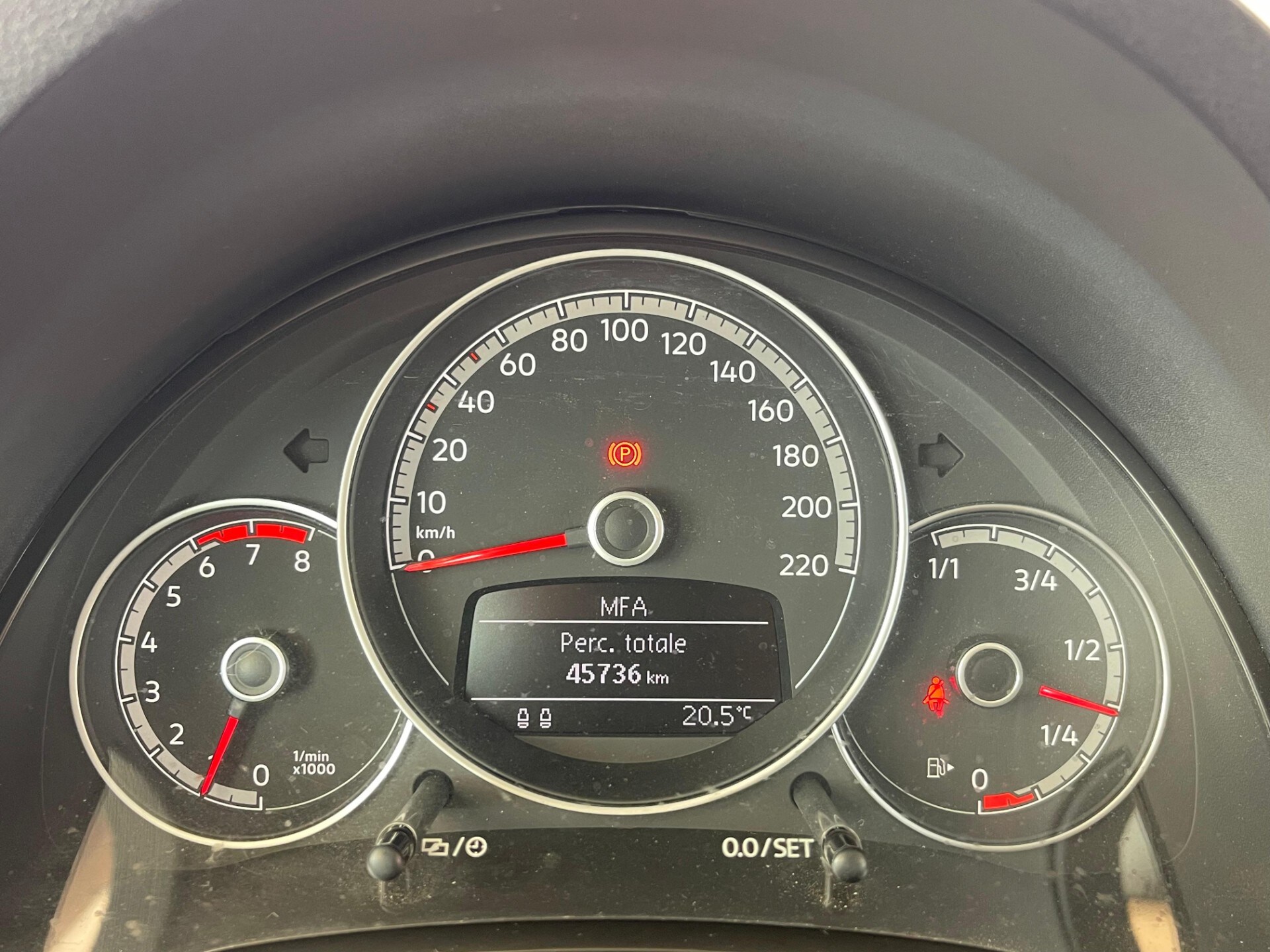 VOLKSWAGEN up! 1.0 5p. move up!