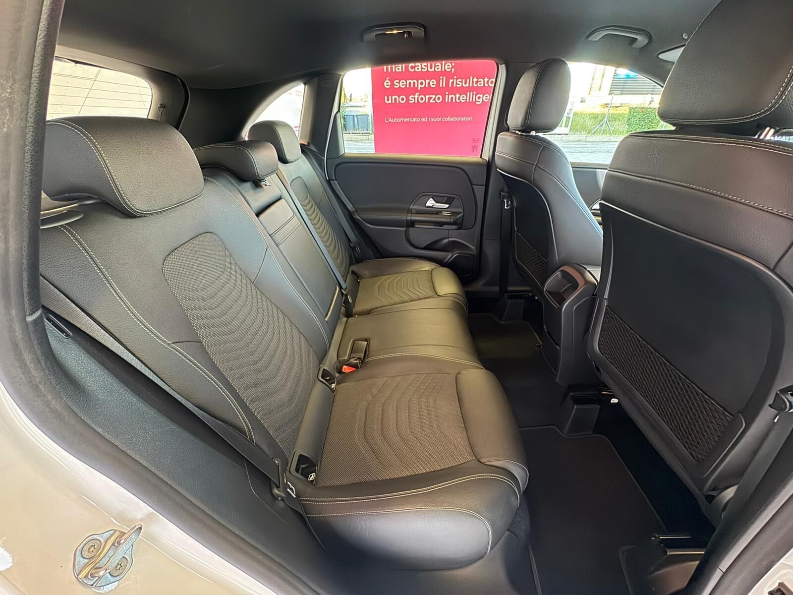 MERCEDES Classe B     (W247) B 180 d Automatic Business Extra
