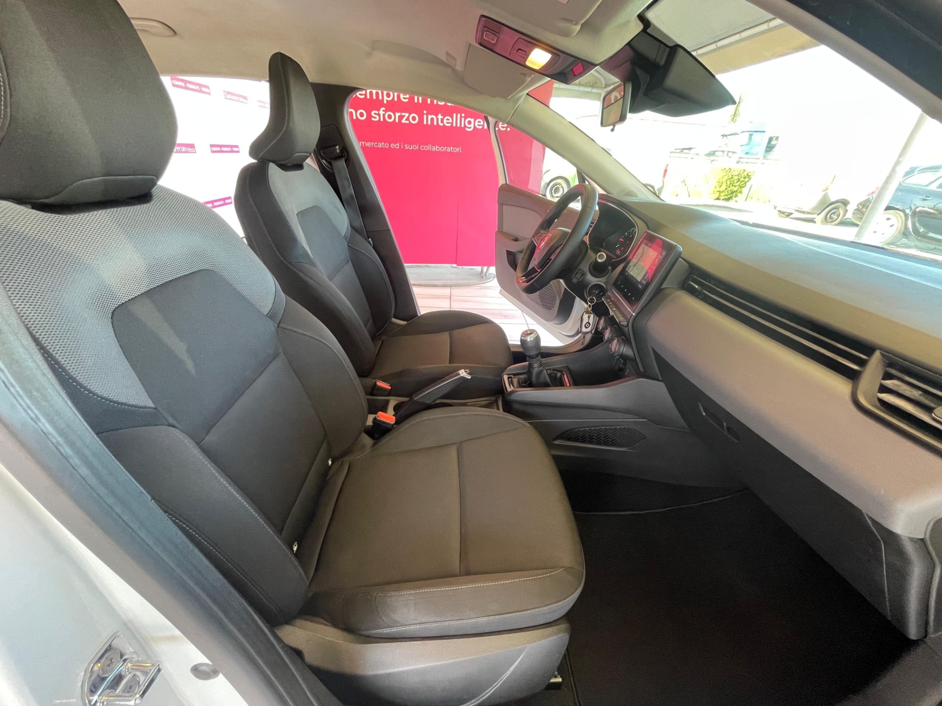 RENAULT Clio 5&ordf; serie Clio TCe 100 CV 5 porte Business