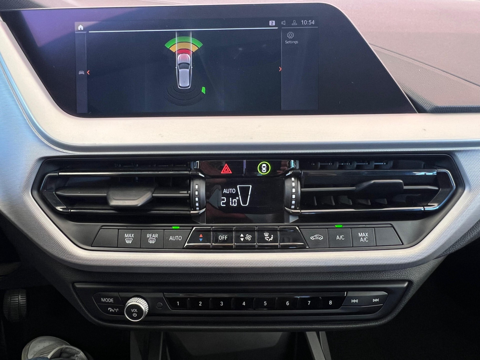 BMW Serie 1       (F40) 116d 5p. Business Advantage