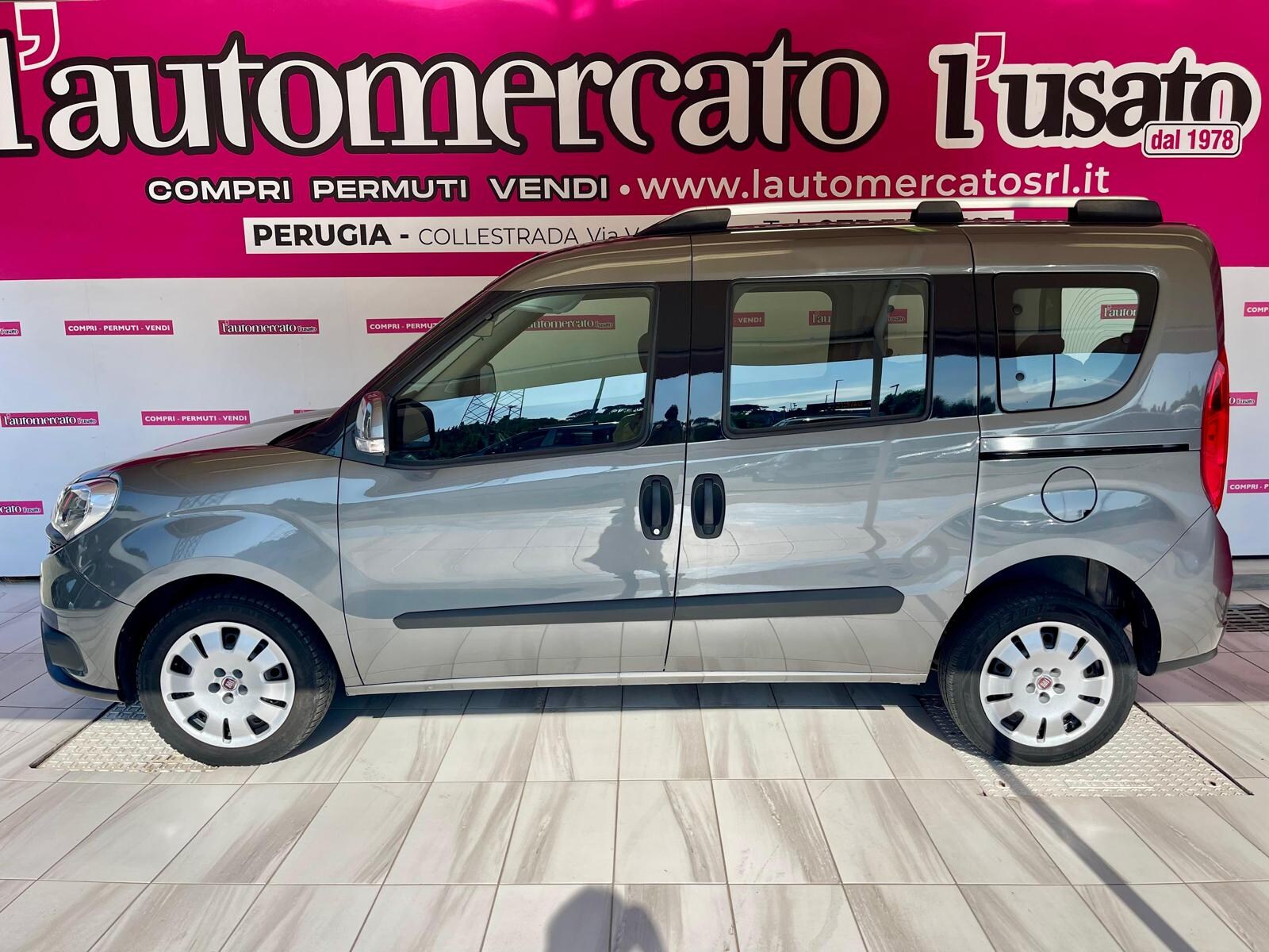 FIAT Dobl&ograve; 3&ordf; serie Dobl&ograve; 1.6 MJT 16V 90CV Easy