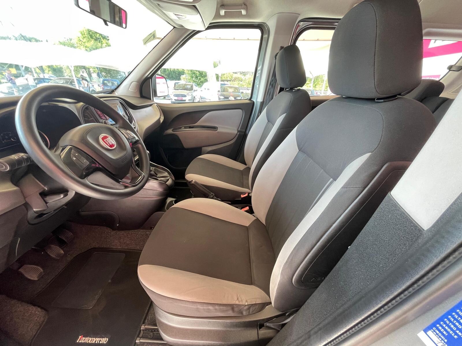 FIAT Dobl&ograve; 3&ordf; serie Dobl&ograve; 1.6 MJT 16V 90CV Easy