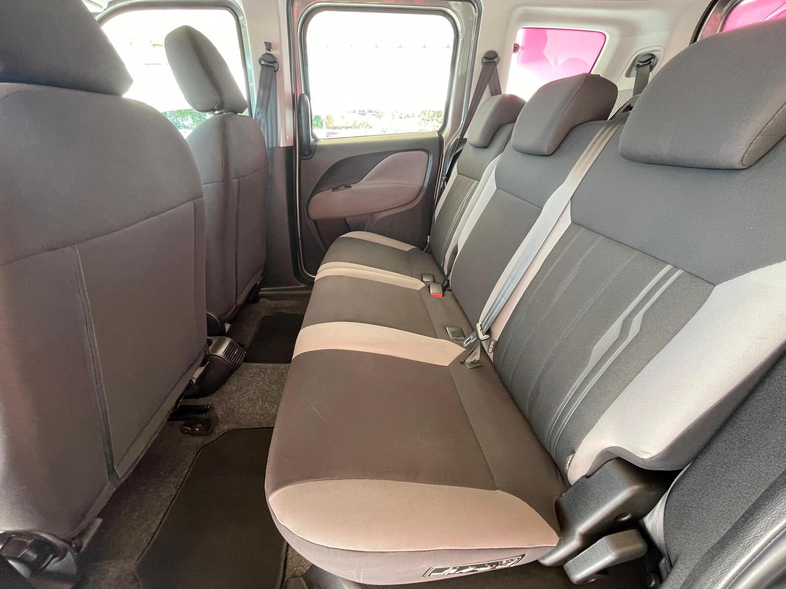 FIAT Dobl&ograve; 3&ordf; serie Dobl&ograve; 1.6 MJT 16V 90CV Easy