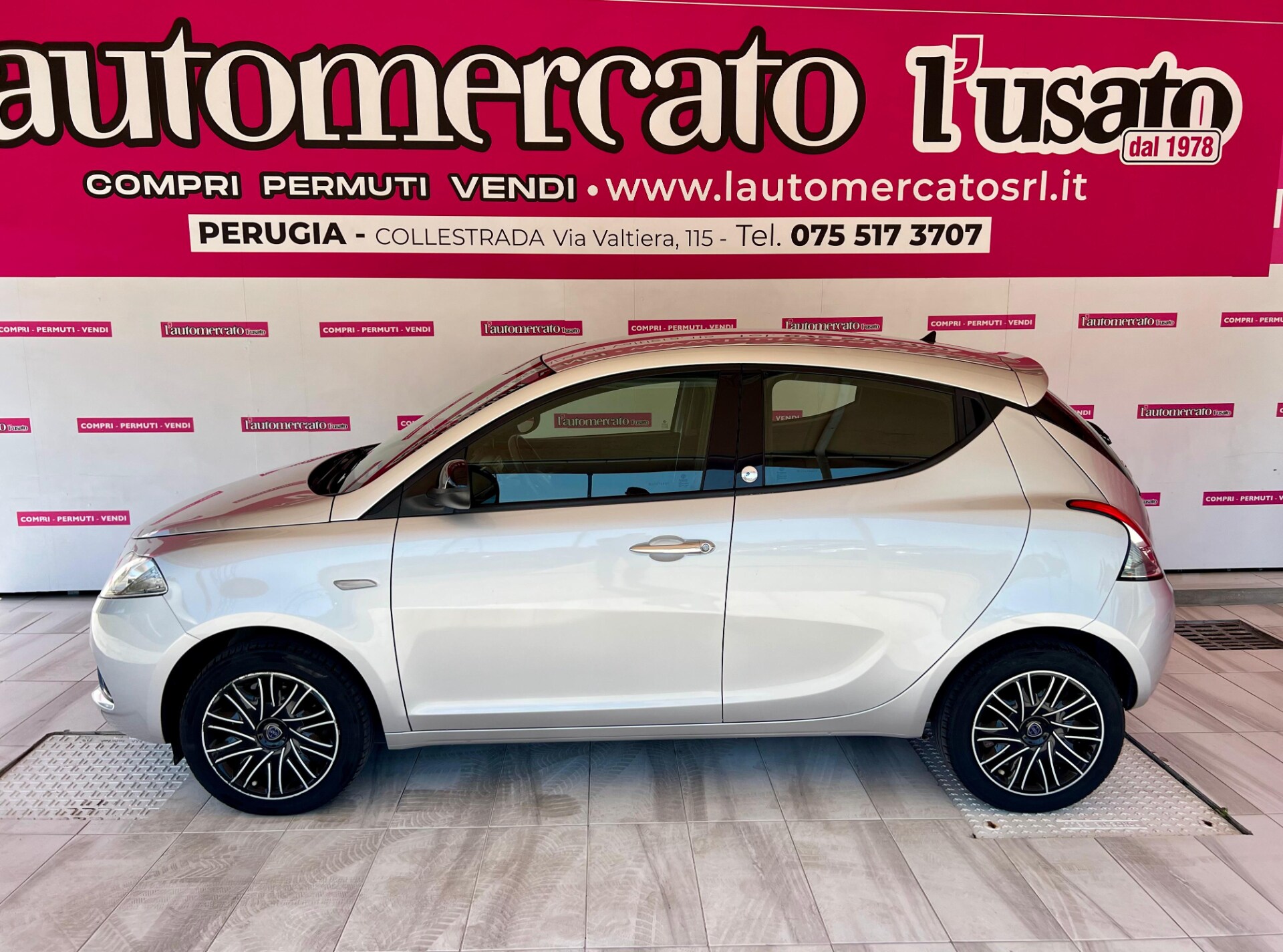 LANCIA Ypsilon 3&ordf; serie Ypsilon 1.2 69 CV 5 porte GPL Ecochic Gold