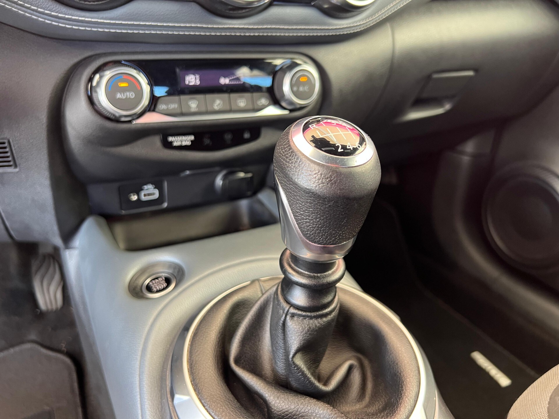 NISSAN Juke 2&ordf; serie Juke 1.0 DIG-T 114 CV N-Connecta
