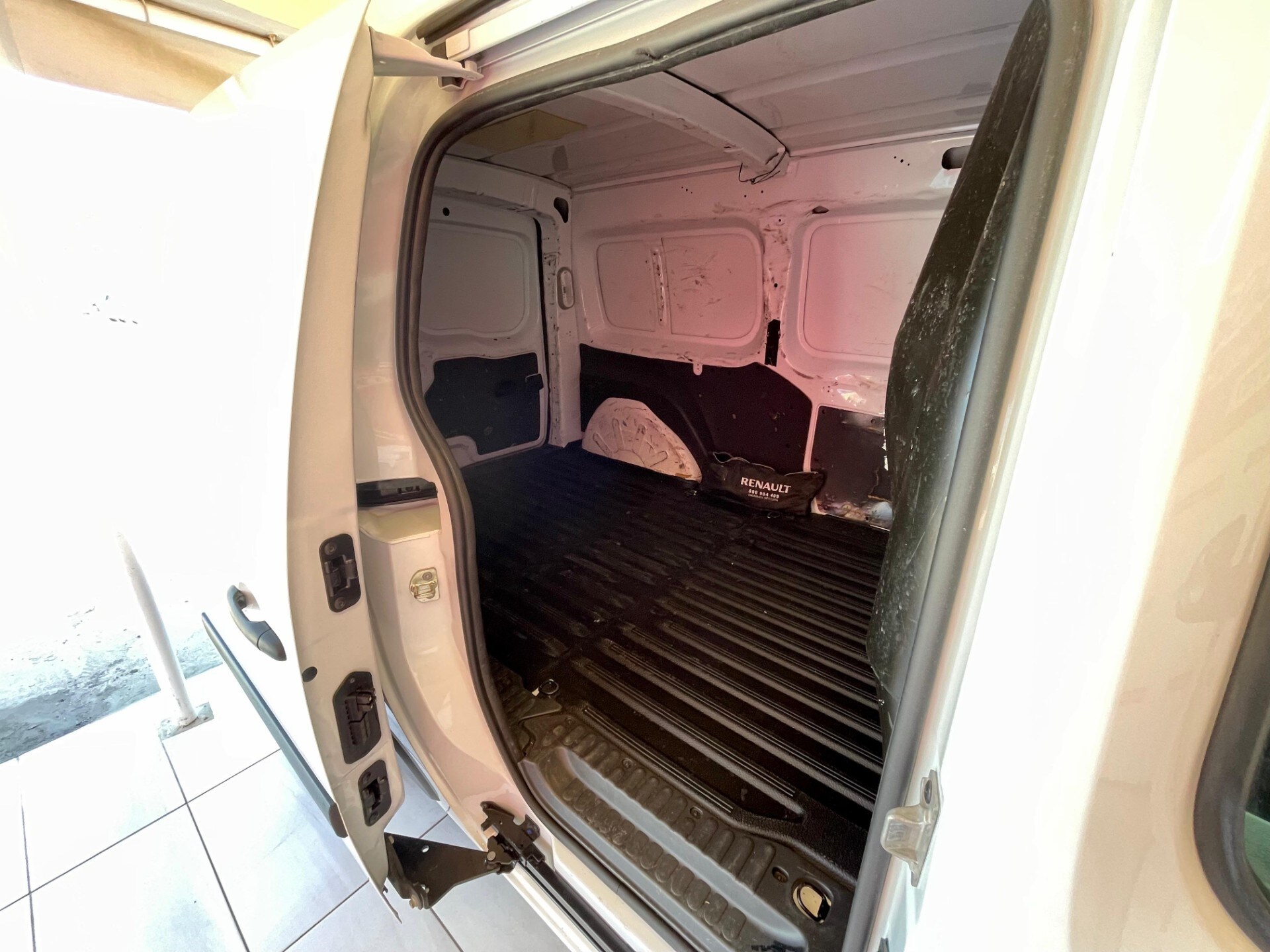 RENAULT Kangoo 3&ordf; serie Kangoo Blue dCi 95CV Express Maxi Furgone Ice