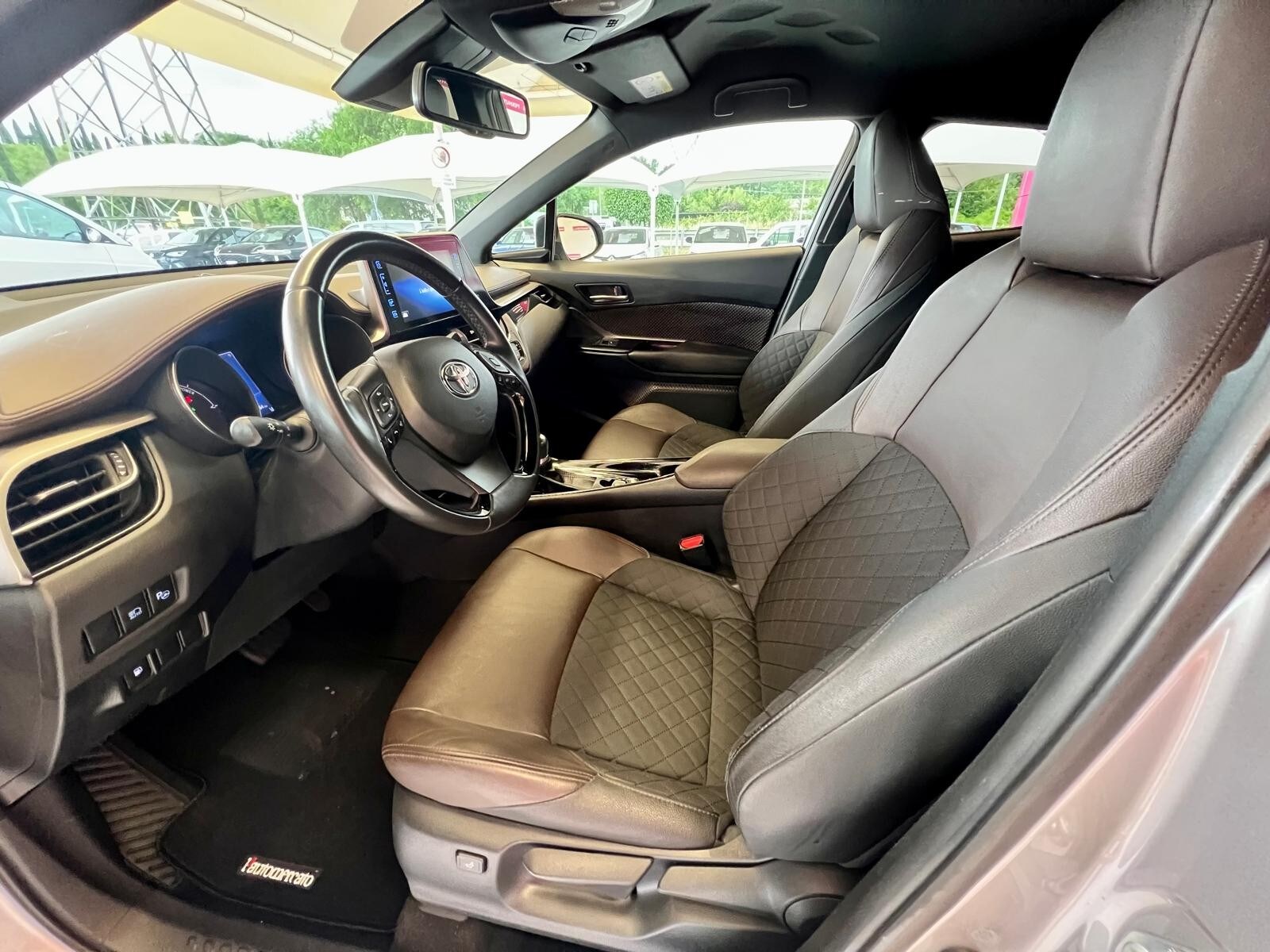 TOYOTA C-HR (2016-2023) C-HR 1.8 Hybrid E-CVT Lounge