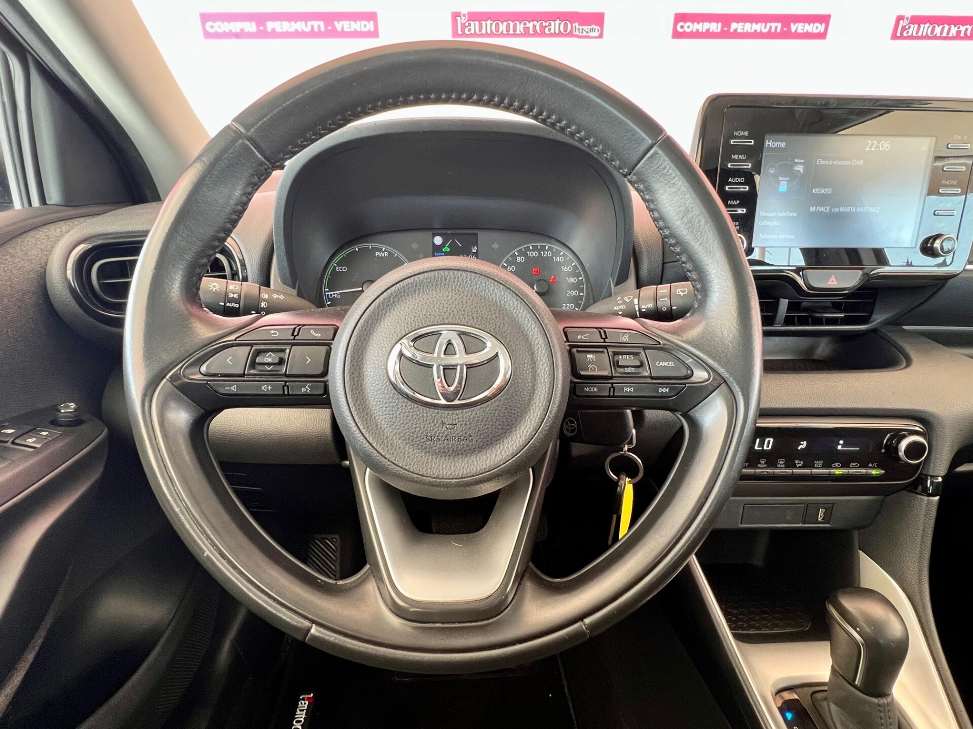 TOYOTA Yaris 4&ordf; serie Yaris 1.5 Hybrid 5 porte Business