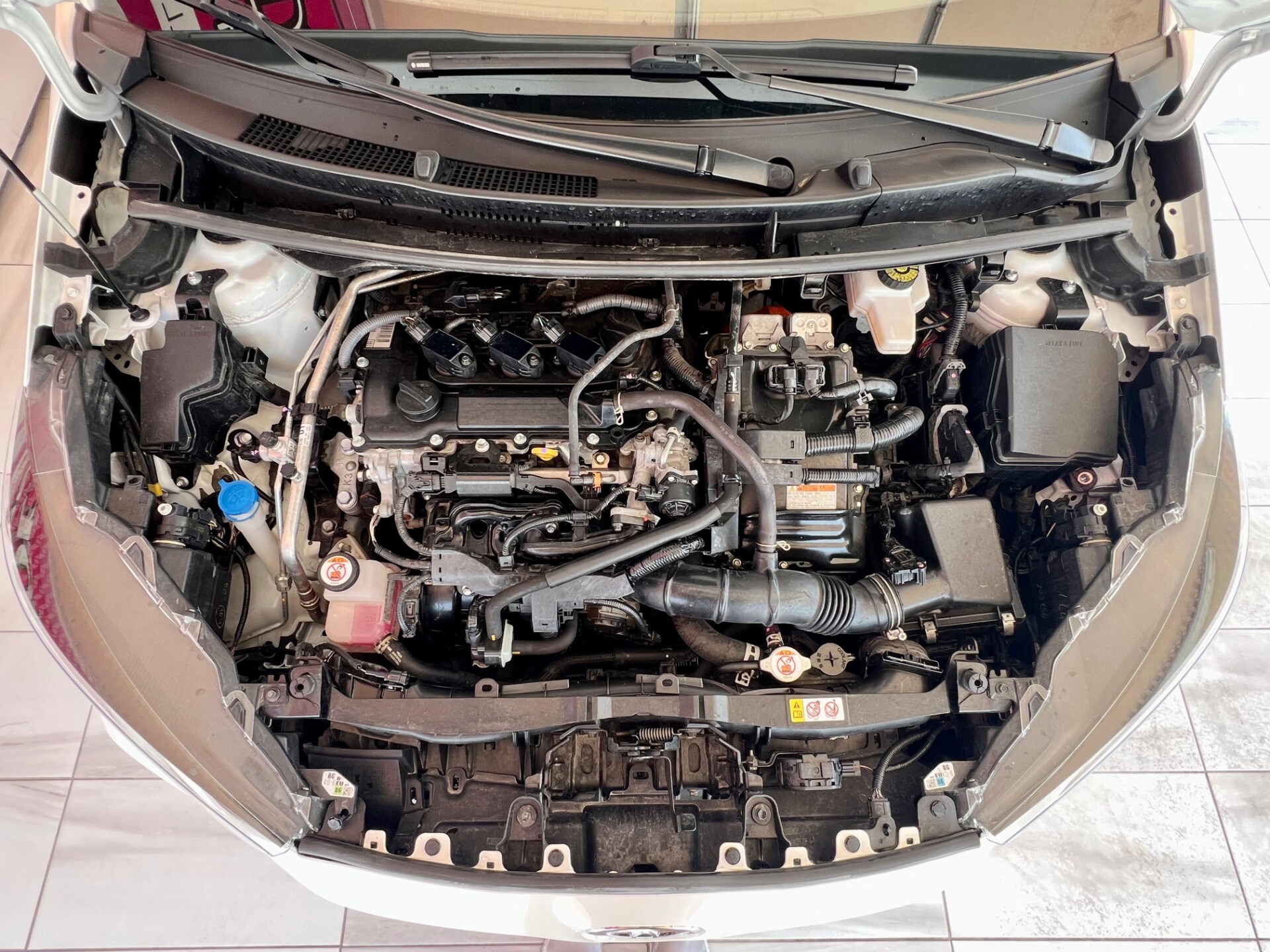 TOYOTA Yaris 4&ordf; serie Yaris 1.5 Hybrid 5 porte Business