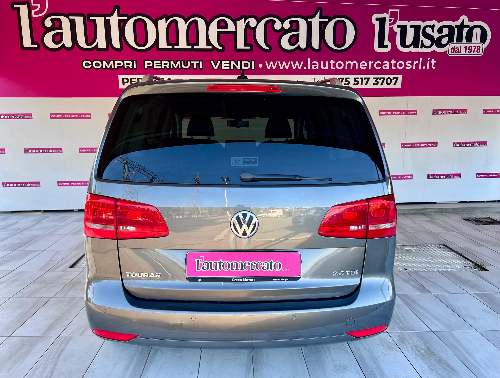 VOLKSWAGEN Touran 2&ordf; serie Touran 2.0 TDI 140 CV Highline