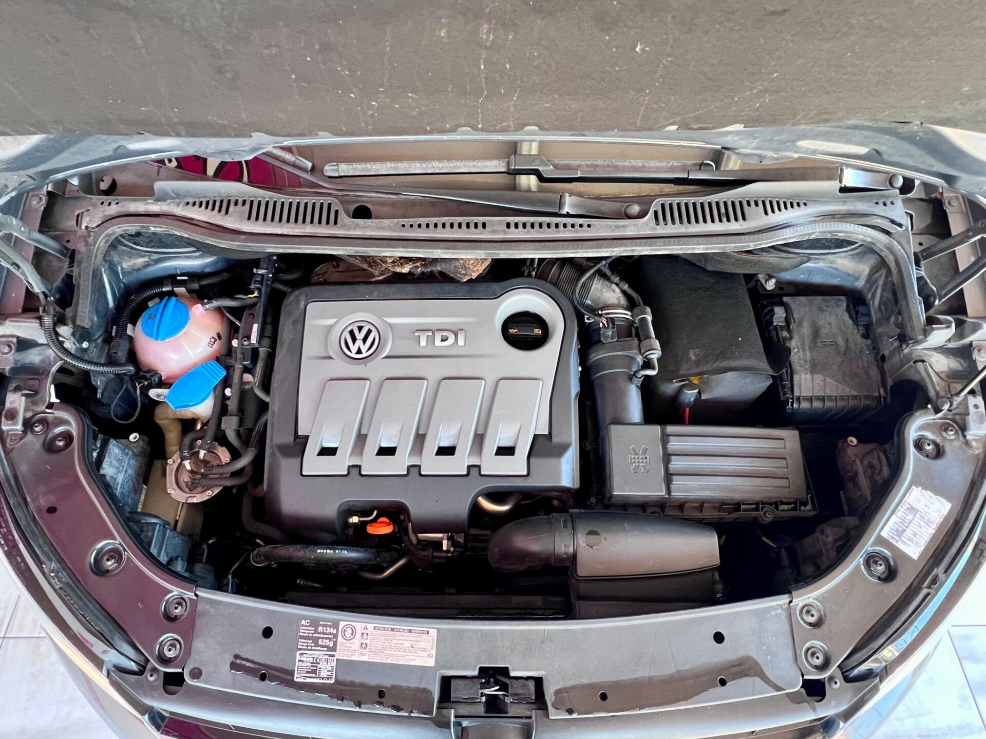 VOLKSWAGEN Touran 2&ordf; serie Touran 2.0 TDI 140 CV Highline